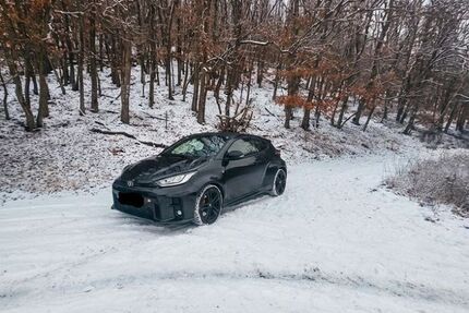 Toyota Yaris 37.000 km 33.600 &euro; Mainz 55130