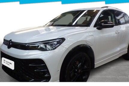 VW Tiguan 21.928 km 49.930 &euro; Berlin 10587