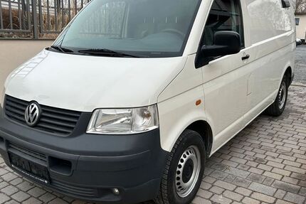 VW T5 Transporter 187.000 km 6.295 &euro; Coswig 01640