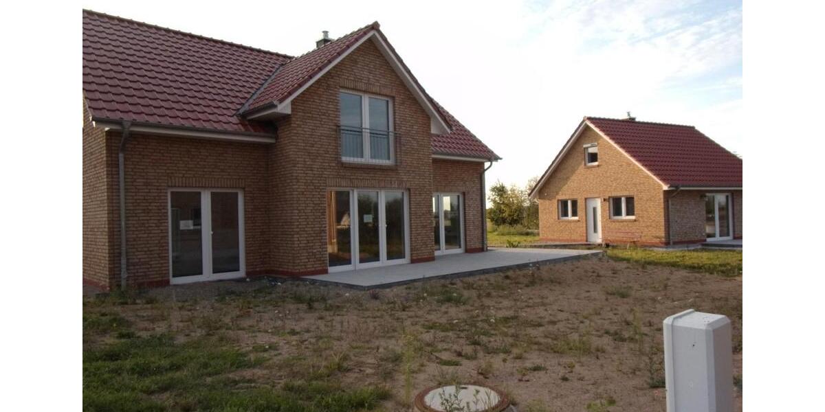 Einfamilienhaus Schwerin Friedrichsthal - 8 Zimmer, 222 m&sup2;, 670.000&euro; | Angebot:26817256