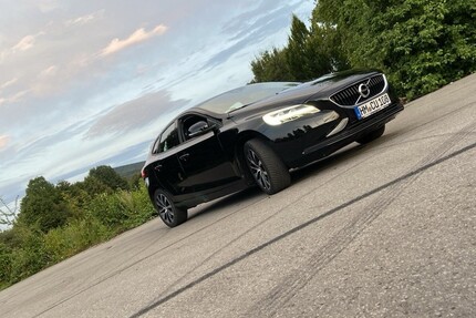 Volvo V40 80.000 km 17.000 € Coppenbrügge 31863