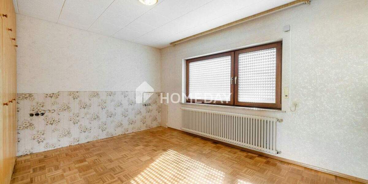 Einfamilienhaus Metzingen Neuhausen - 7 Zimmer, 112 m&sup2;, 545.000&euro; | Angebot:25879096