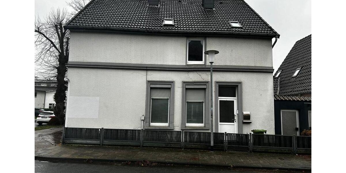 Mehrfamilienhaus, Wohnhaus Oldenburg Kreyenbrück - 7 Zimmer, 150 m&sup2;, 469.000&euro; | Angebot:25854803