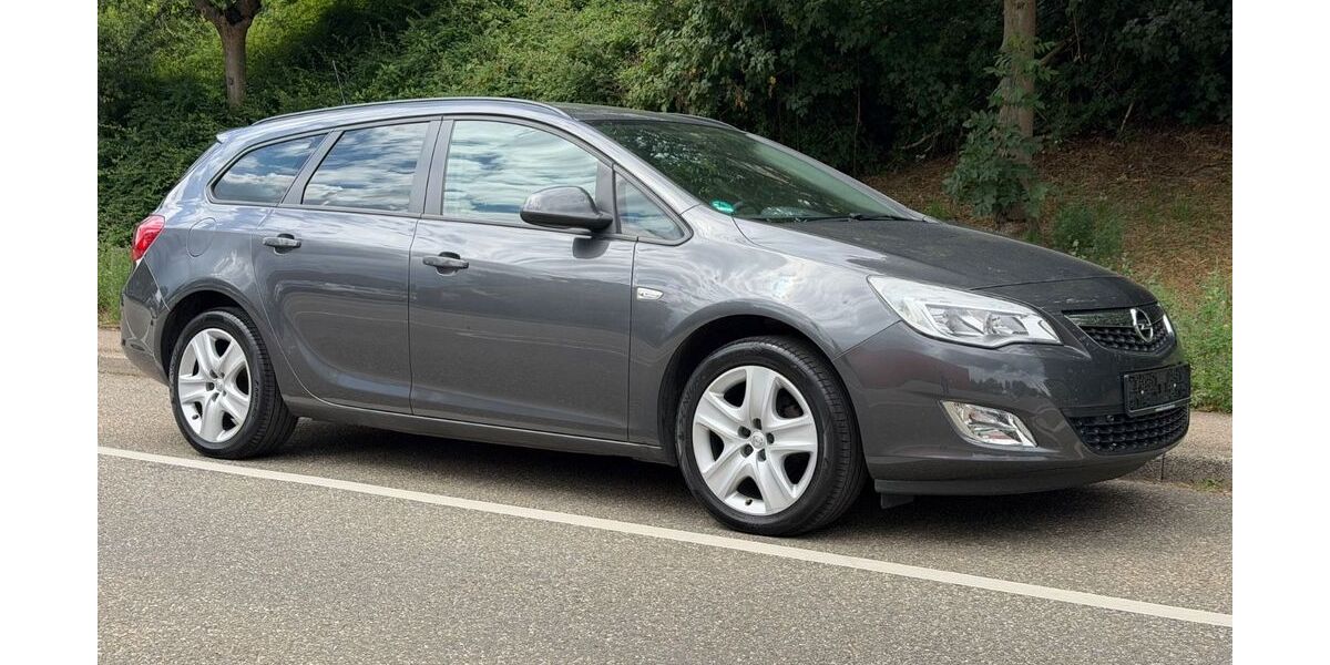 Opel Astra 329.000 km 2.300 &euro; Fellbach 70736