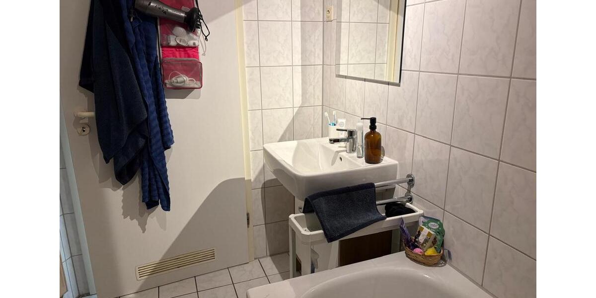 Gewerbeobjekt Lage - 390&euro; | Angebot:26150749