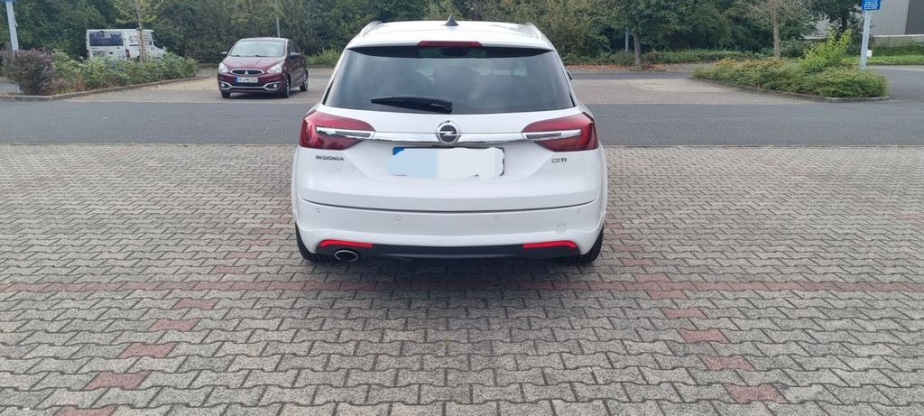Opel Insignia 176.000 km 8.300 € Rodgau 63110
