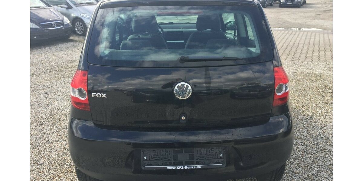 VW Fox Basis,Servol,Radio-CD,Tüv 01/28! 150.000 km 2.850 &euro; Himmelkron 95502