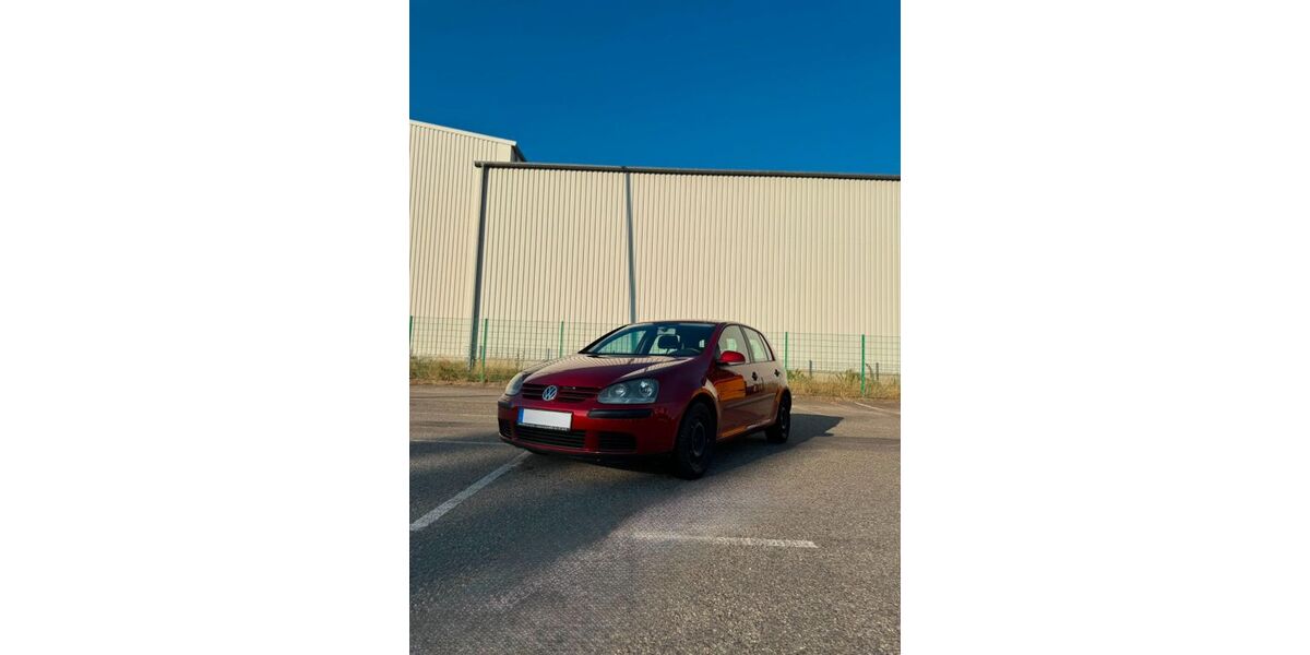VW Golf 184.000 km 2.300 &euro; Offenburg 77656