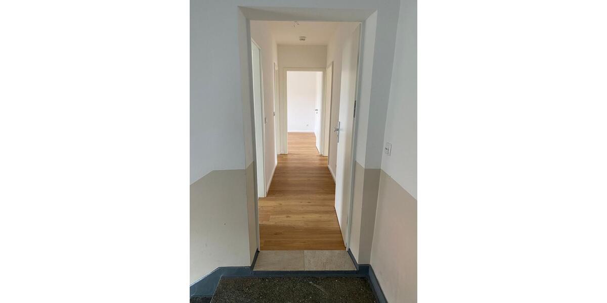 Etagenwohnung Brück - 4 Zimmer, 72 m&sup2;, 925&euro; | Angebot:24839501