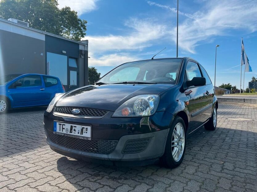 Ford Fiesta 113.796 km 2.000 € Trebbin 14959