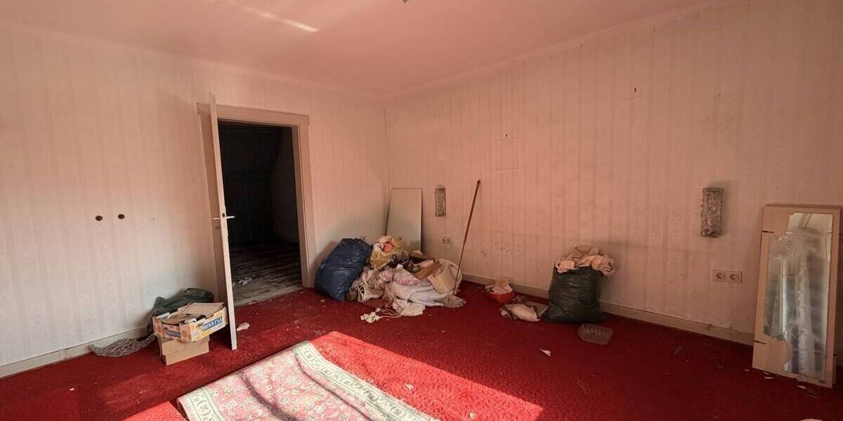 Mehrfamilienhaus, Wohnhaus Neunkirchen/Saar Hangard - 6 Zimmer, 120 m&sup2;, 59.000&euro; | Angebot:26290833