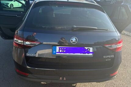 Skoda Superb 169.000 km 16.099 &euro; Drolshagen 57489