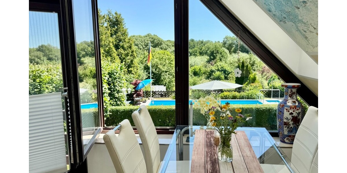 HORN IMMOBILIEN ++ RESERVIERT! Die Perle von Strasburg! Haus, Schwimmpool, Nebengebäude, 3 Kamine, 2 Garagen,EBK - Einfamilienhaus Strasburg | Angebot:27013749