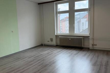 Großzügiges Büro mit vielseitigen Nutzungsmöglichkeiten in NK zimmer