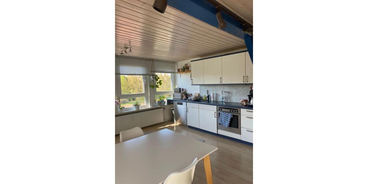 Dachgeschoßwohnung Warburg - 3 Zimmer, 76 m&sup2;, 650&euro; | Angebot:26351727