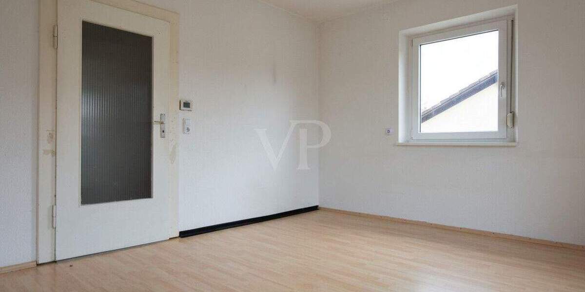 Mehrfamilienhaus, Wohnhaus Ansbach - 6 Zimmer, 130 m&sup2;, 330.000&euro; | Angebot:25733896