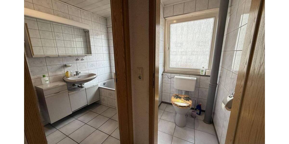Einfamilienhaus Burladingen Starzeln - 5 Zimmer, 167 m&sup2;, 350.000&euro; | Angebot:26807390