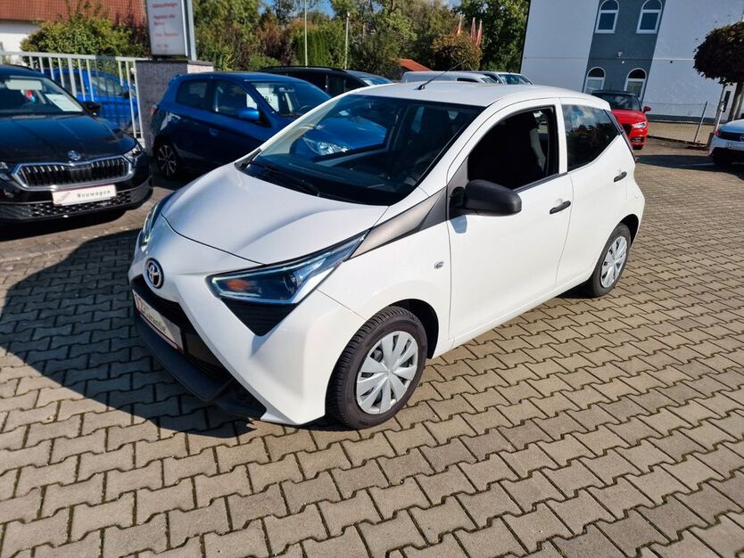 Toyota Aygo (X) 29.900 km 10.990 € Türkheim 86842