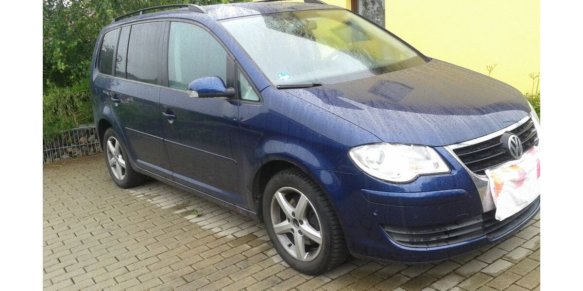VW Touran 223.000 km 3.500 &euro; Elterlein 09481