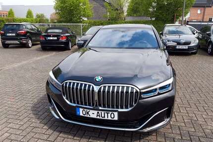 BMW 750