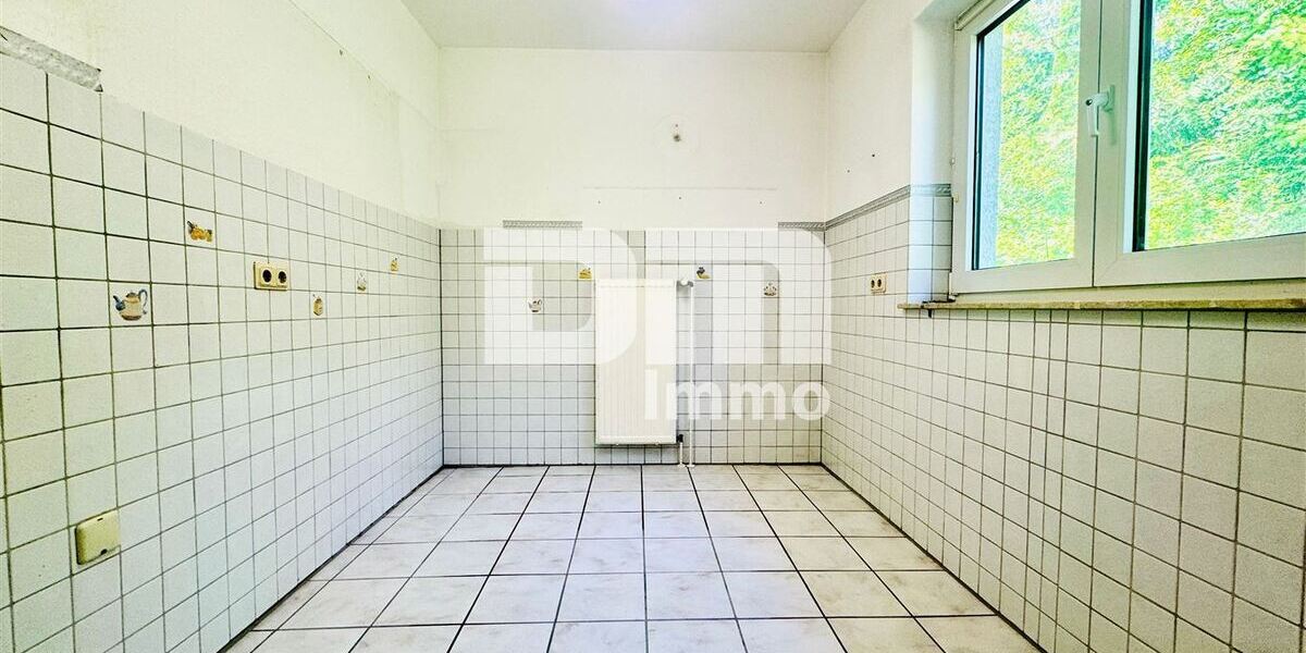 Charmantes Wohnglück - Ihr neues Zuhause mit Carport Terrasse und großem Gartenbereich - Doppelhaushälfte Rosdorf | Angebot:26770582