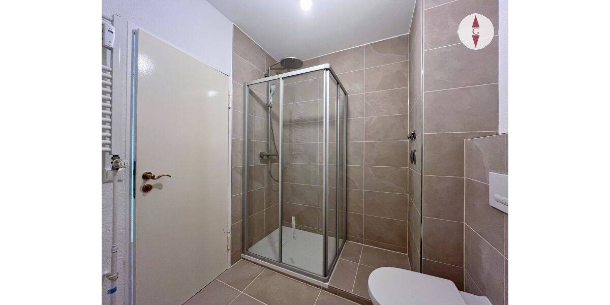 Etagenwohnung Baden-Baden Innenstadt - 2 Zimmer, 128 m&sup2;, 1.480&euro; | Angebot:26389344