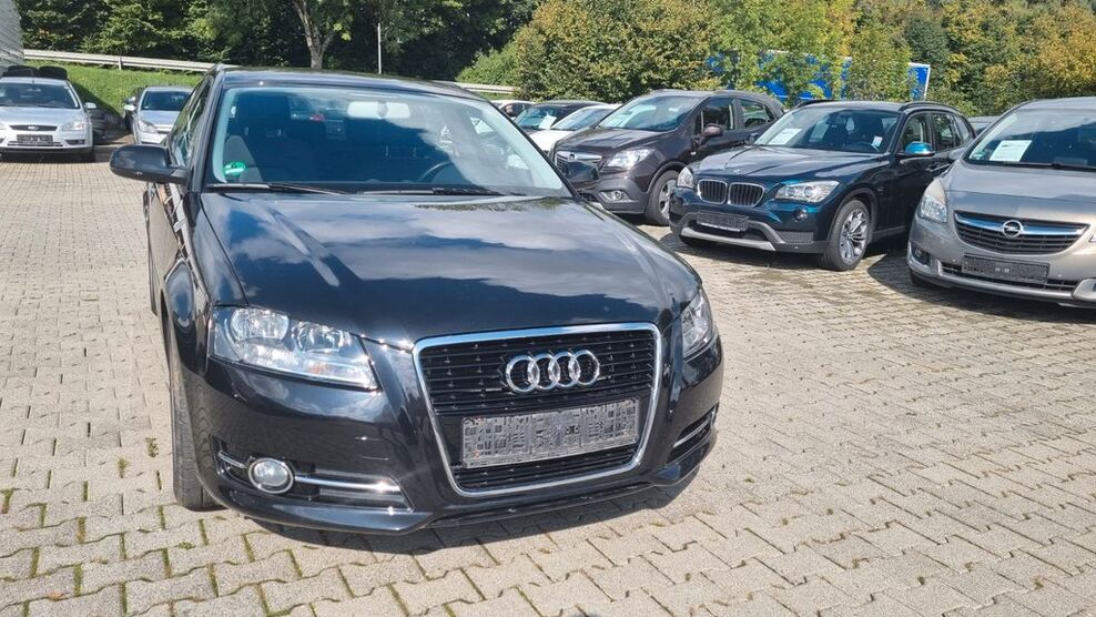 Audi A3 123.180 km 7.600 € Ochsenhausen 88416