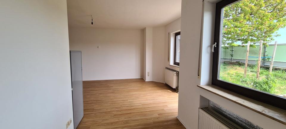 Terrassenwohnung Kürnach - 1 Zimmer, 35 m&sup2;, 350&euro; | Angebot:26413623