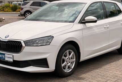 Skoda Fabia 60.812 km 14.490 &euro; Xanten 46509