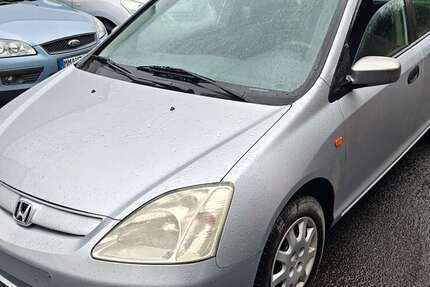 Honda Civic 148.000 km 2.489 &euro; Urbar 56182