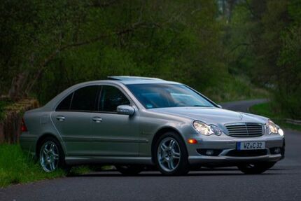 Mercedes-Benz C 32 AMG 197.000 km 10.500 &euro; Hüttenberg 35625