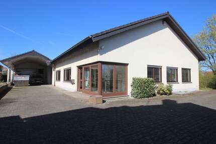 Halle in Bad Honnef Aegidienberg 2.400 € 90 m² zimmer