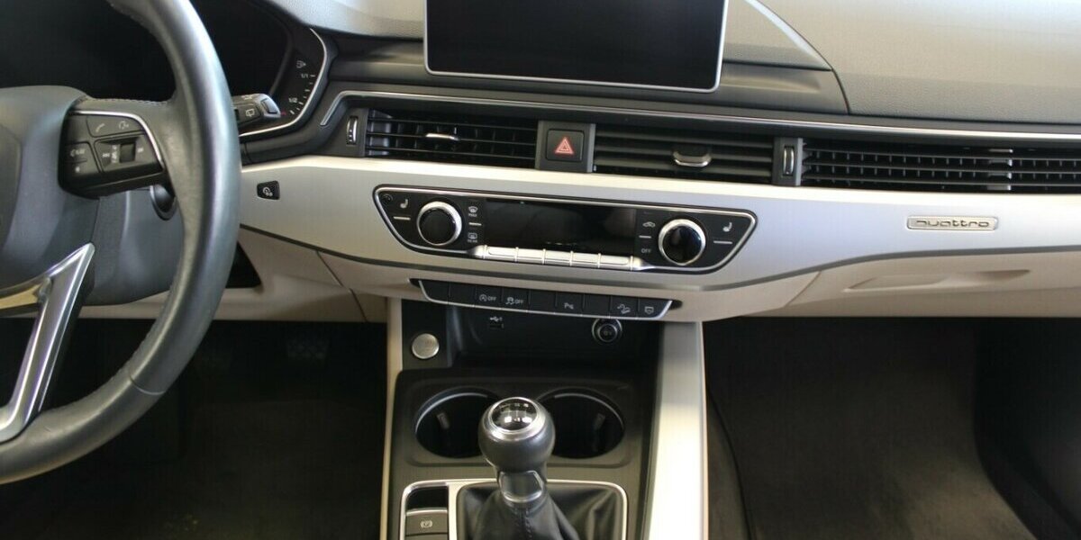 Audi A4 quattro 2.0 TDI Vollleder/AHK/Winterrei 78.543 km 18.980 &euro; Euskirchen 53881