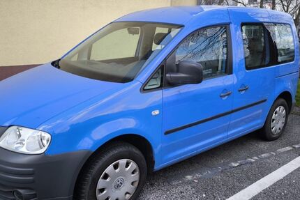 VW Caddy 121.500 km 7.500 &euro; Duisburg 47226