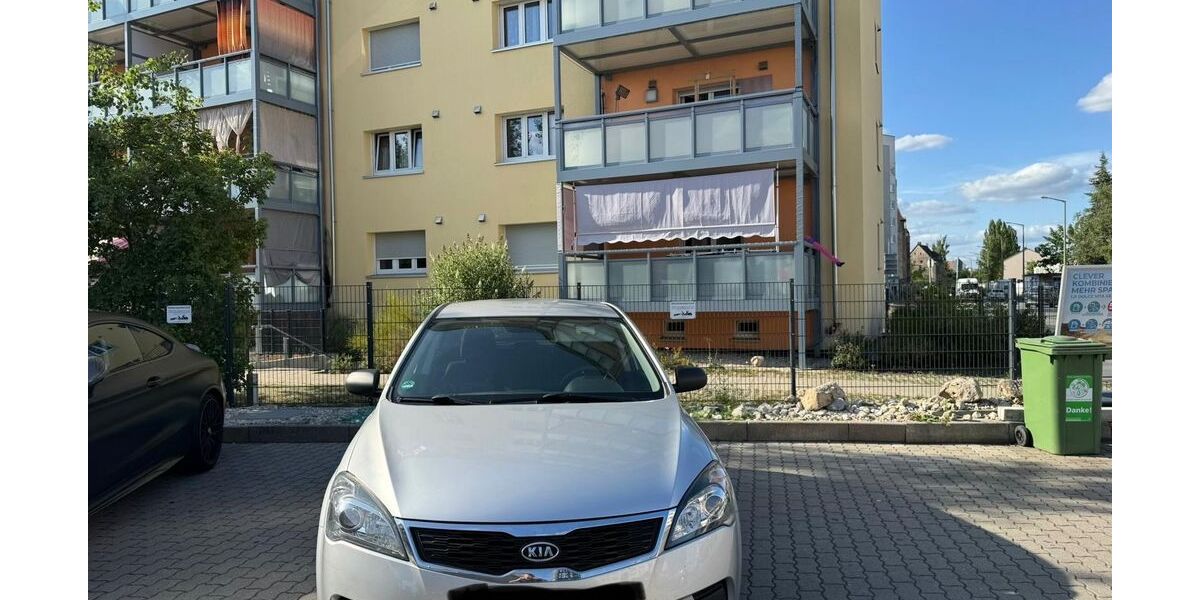 Kia ceed / Ceed 218.699 km 1.500 &euro; Nürnberg 90478