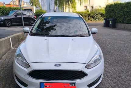 Ford Focus 165.000 km 5.600 &euro; Wiesbaden 65191