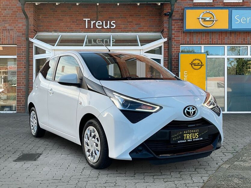 Toyota Aygo (X) 40.535 km 11.475 € Laer 48366