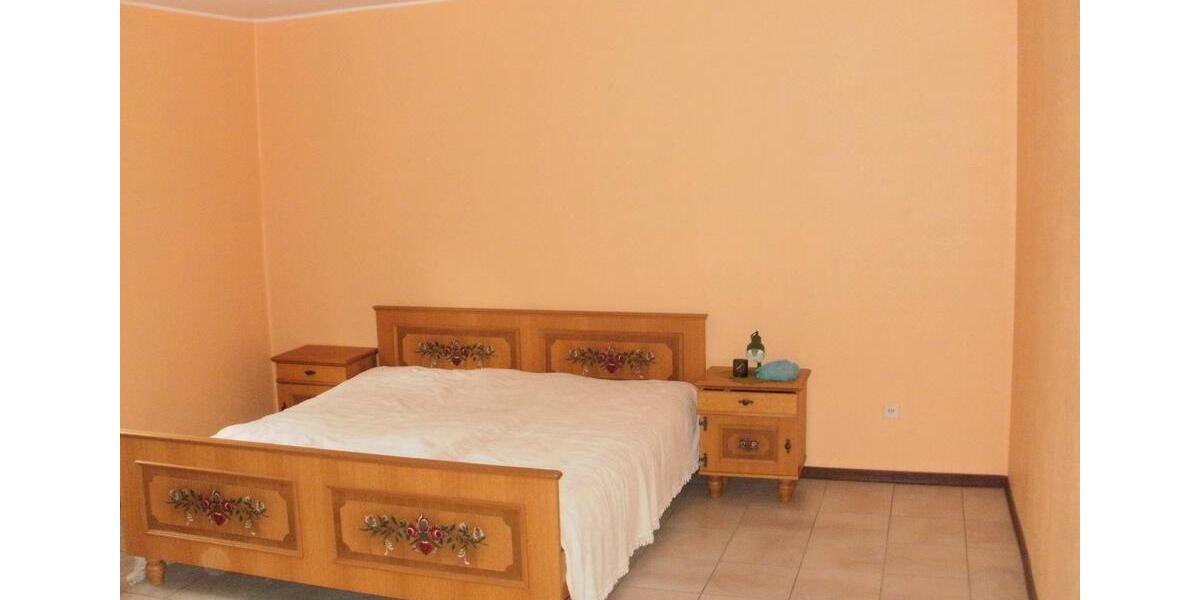 Mehrfamilienhaus, Wohnhaus Freiensteinau - 12 Zimmer, 240 m&sup2;, 265.000&euro; | Angebot:26687871