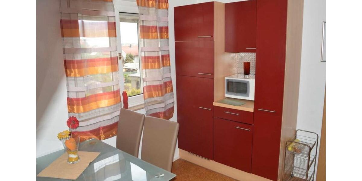 Dachgeschoßwohnung Dettelbach - 2 Zimmer, 45 m&sup2;, 845&euro; | Angebot:26696365