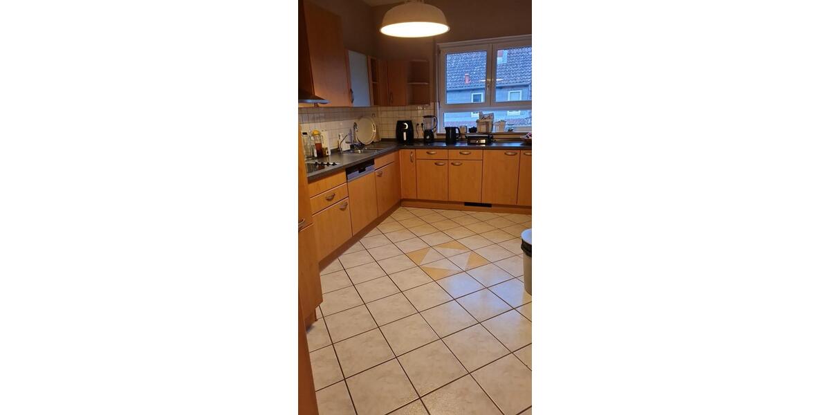 Etagenwohnung Altenstadt - 5 Zimmer, 195 m&sup2;, 1.900&euro; | Angebot:26331743