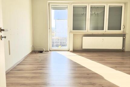 Wohnung Vilsbiburg - 4 Zimmer, 100 m&sup2;, 900&euro; | Angebot:26420650