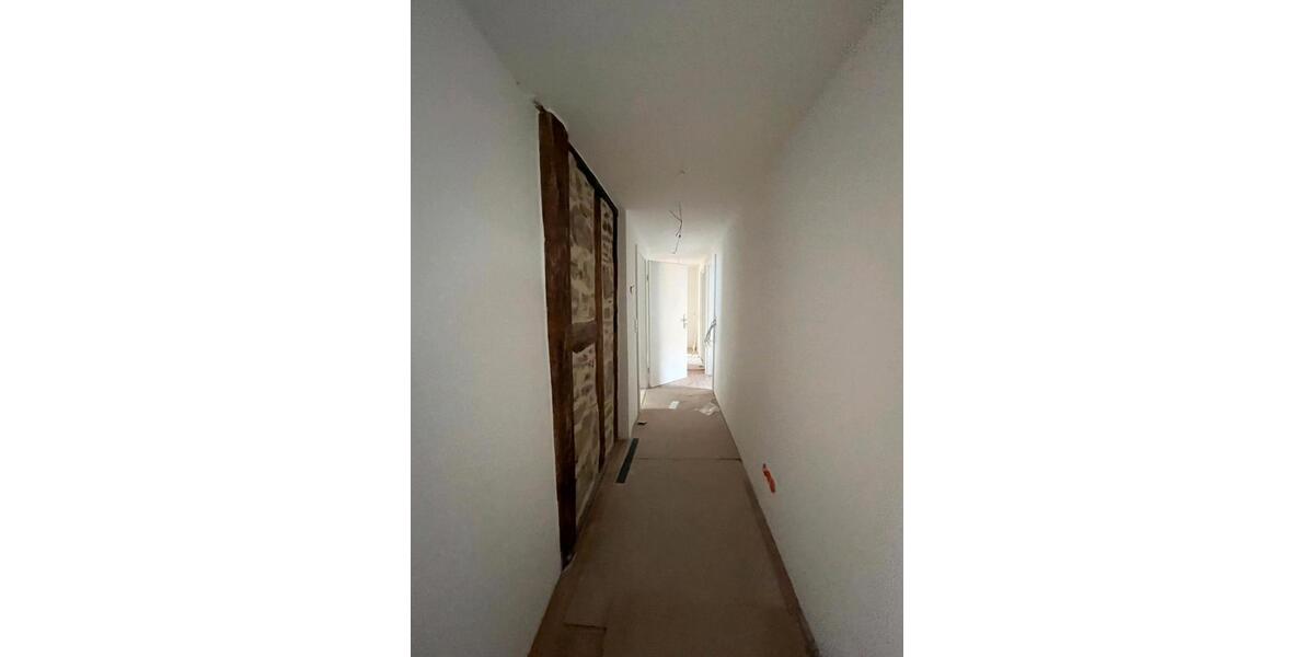 Etagenwohnung Oberderdingen - 4 Zimmer, 110 m&sup2;, 1.400&euro; | Angebot:25325057