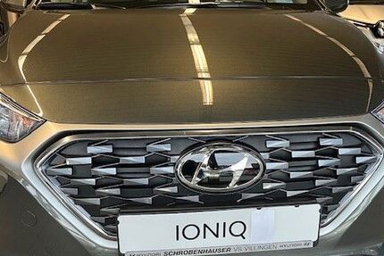 Hyundai IONIQ 23.300 km 22.890 € Villingen-Schwenningen 78048