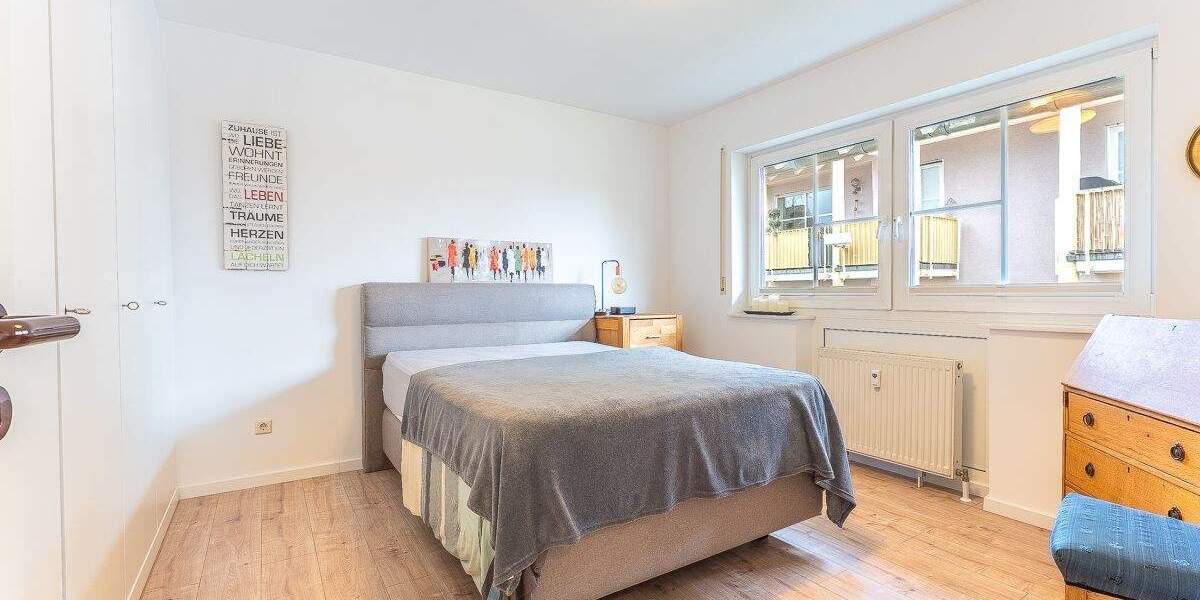 Etagenwohnung Kassel / Harleshausen Harleshausen - 3 Zimmer, 96 m&sup2;, 295.000&euro; | Angebot:25387645