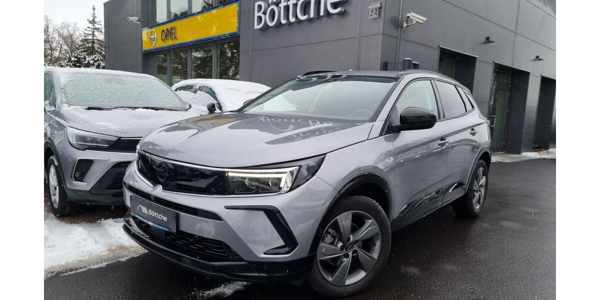 Opel Grandland (X) 4.174 km 25.980 &euro; Potsdam 14480