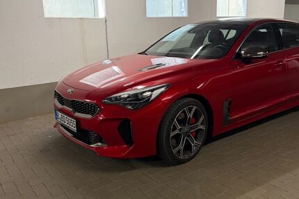 Kia Stinger 43.900 km 34.250 &euro; Berlin 14165