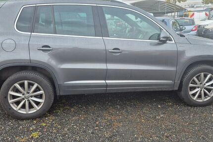 VW Tiguan 138.611 km 15.999 &euro; Achim 28832