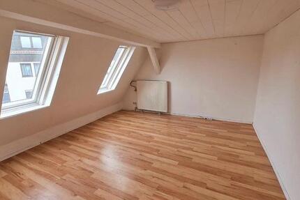 2,5 Zimmer Wohnung Dachgeschoss zu vermieten Kirchheim unter Teck 2 zimmer