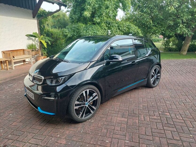 i3