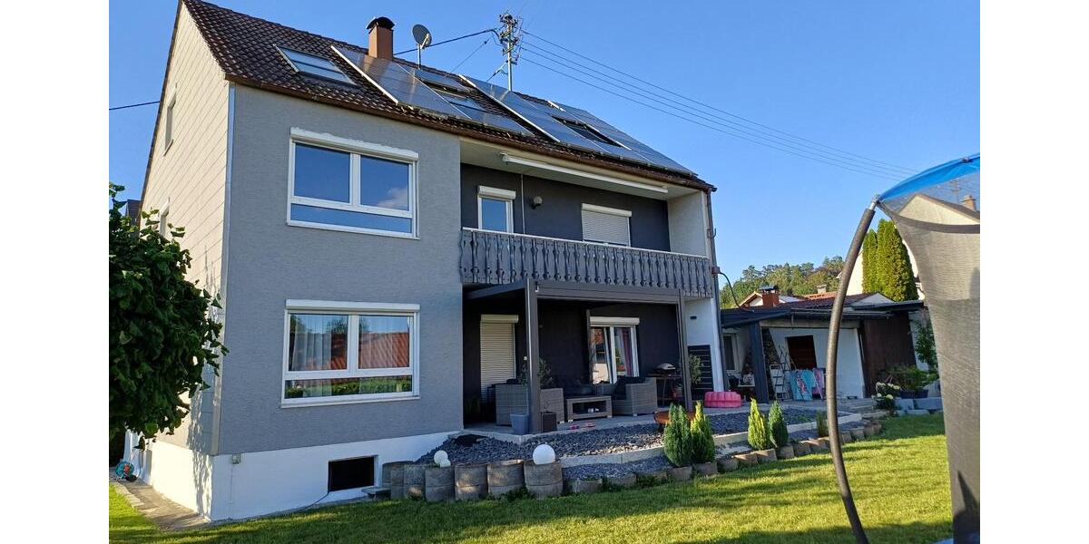 Einfamilienhaus Krumbach (Schwaben) - 11 Zimmer, 232 m&sup2;, 529.000&euro; | Angebot:26975389